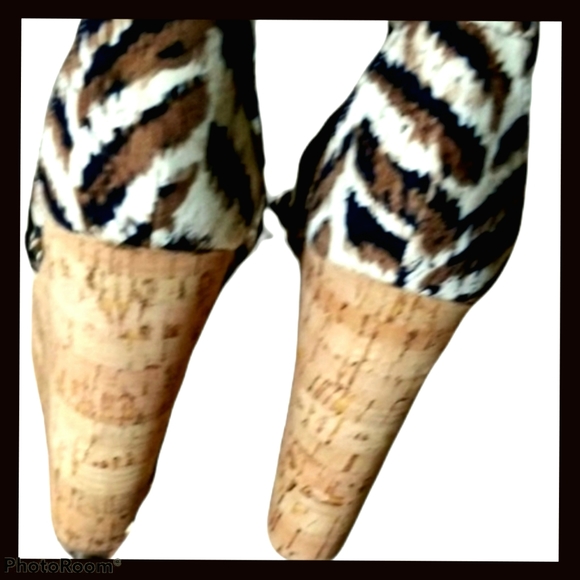 Platform wedge sandals - Picture 7 of 7